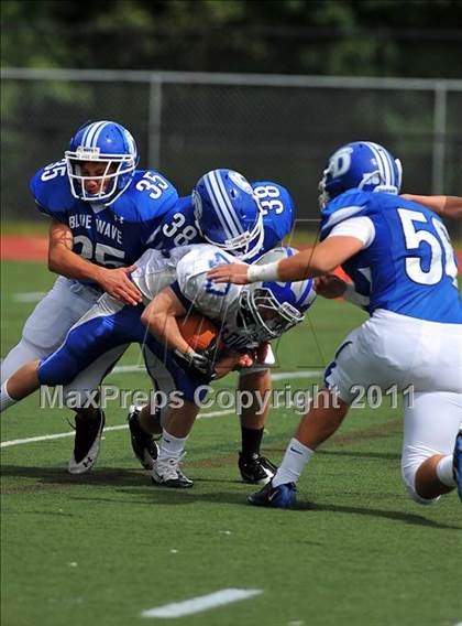 Thumbnail 3 in Ludlowe @ Darien photogallery.