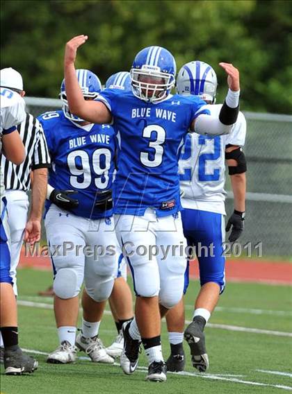 Thumbnail 1 in Ludlowe @ Darien photogallery.