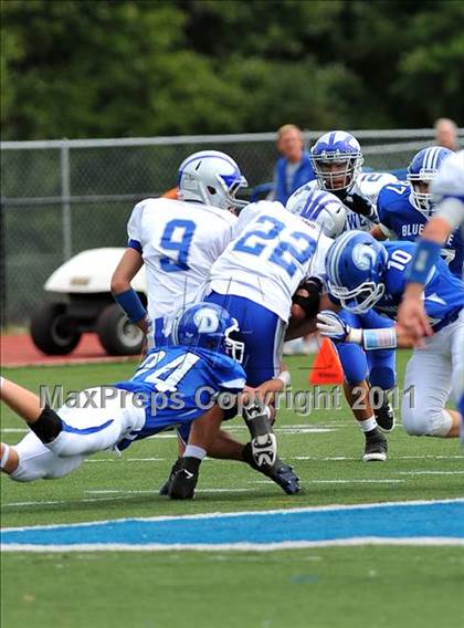Thumbnail 3 in Ludlowe @ Darien photogallery.