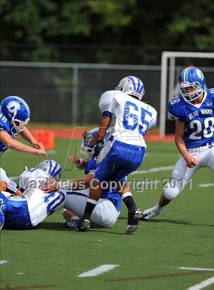 Thumbnail 2 in Ludlowe @ Darien photogallery.