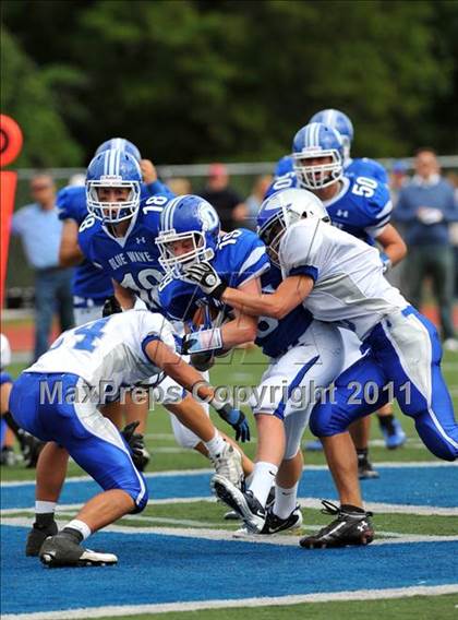 Thumbnail 2 in Ludlowe @ Darien photogallery.