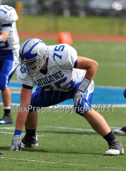 Thumbnail 1 in Ludlowe @ Darien photogallery.
