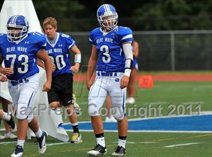 Thumbnail 1 in Ludlowe @ Darien photogallery.