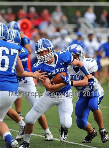 Thumbnail 3 in Ludlowe @ Darien photogallery.