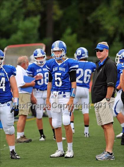 Thumbnail 2 in Ludlowe @ Darien photogallery.