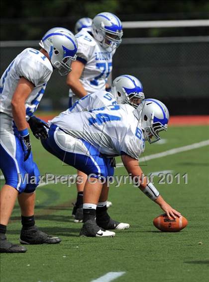 Thumbnail 1 in Ludlowe @ Darien photogallery.