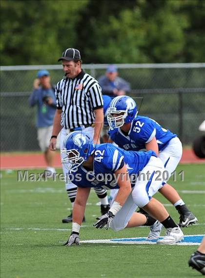 Thumbnail 2 in Ludlowe @ Darien photogallery.