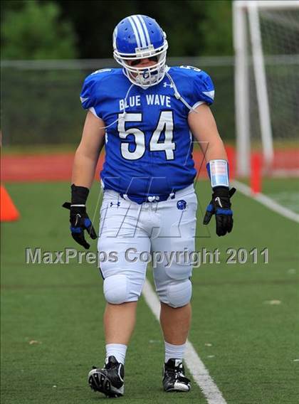 Thumbnail 3 in Ludlowe @ Darien photogallery.