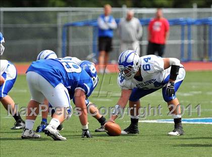 Thumbnail 2 in Ludlowe @ Darien photogallery.