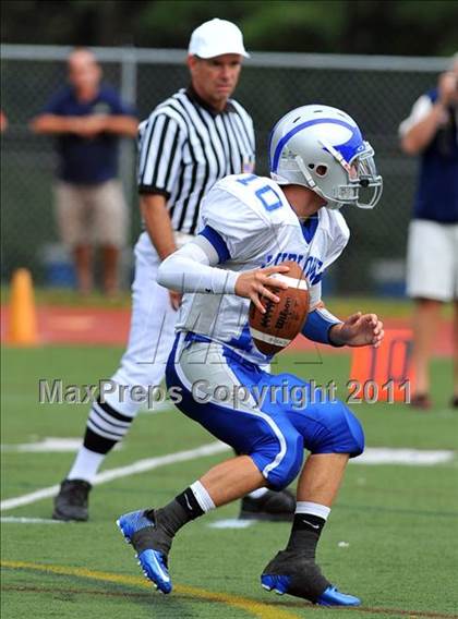 Thumbnail 1 in Ludlowe @ Darien photogallery.