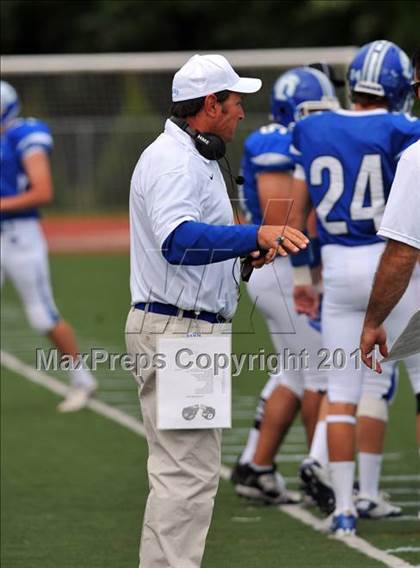 Thumbnail 1 in Ludlowe @ Darien photogallery.