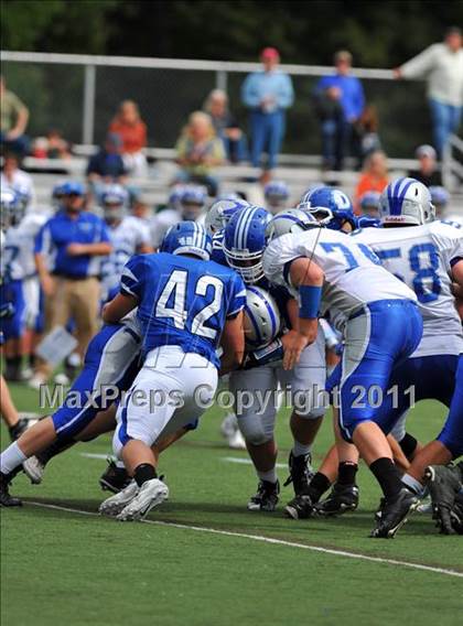 Thumbnail 2 in Ludlowe @ Darien photogallery.
