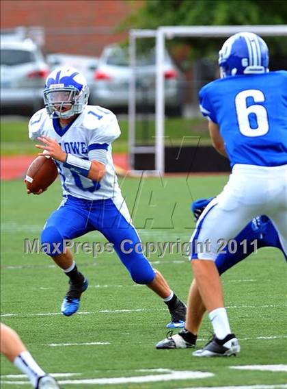 Thumbnail 2 in Ludlowe @ Darien photogallery.