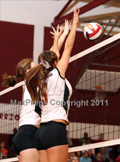 Thumbnail 1 in Austin High vs Round Rock Westwood photogallery.