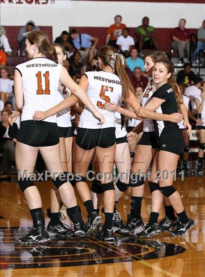 Thumbnail 1 in Austin High vs Round Rock Westwood photogallery.