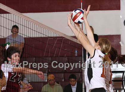 Thumbnail 1 in Austin High vs Round Rock Westwood photogallery.