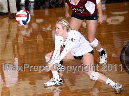 Thumbnail 1 in Austin High vs Round Rock Westwood photogallery.