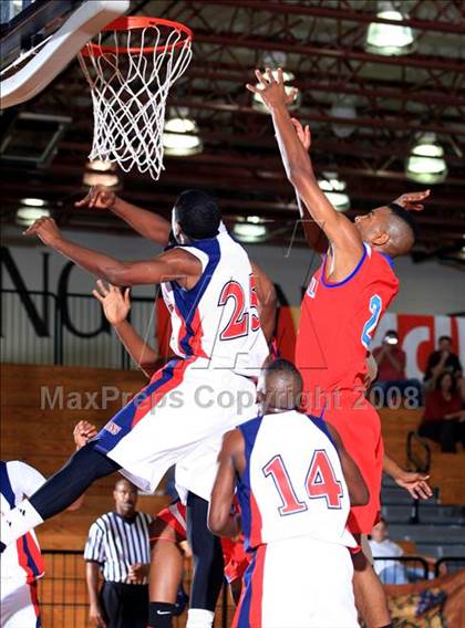 Thumbnail 1 in Duncanville vs. Alief Taylor (McDonald’s Texas Invitational) photogallery.