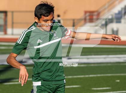 Thumbnail 2 in Gabrielino vs Monrovia photogallery.