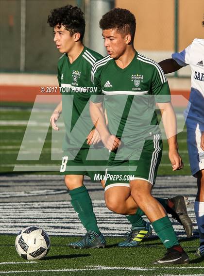 Thumbnail 1 in Gabrielino vs Monrovia photogallery.