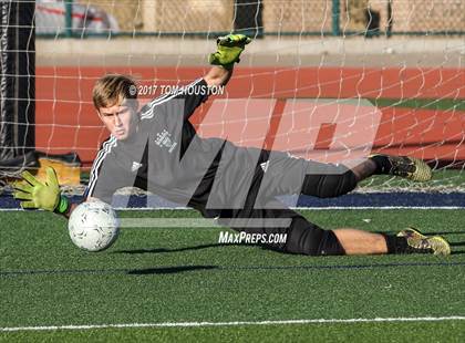 Thumbnail 1 in Gabrielino vs Monrovia photogallery.