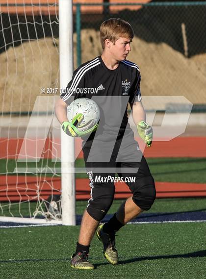 Thumbnail 3 in Gabrielino vs Monrovia photogallery.