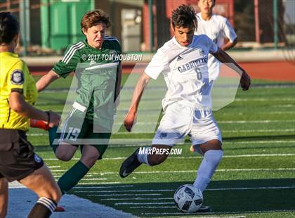 Thumbnail 1 in Gabrielino vs Monrovia photogallery.