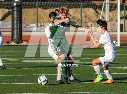 Thumbnail 3 in Gabrielino vs Monrovia photogallery.