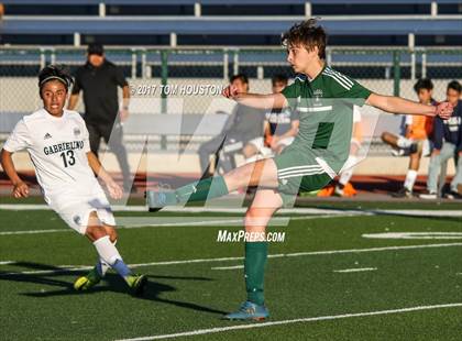 Thumbnail 1 in Gabrielino vs Monrovia photogallery.