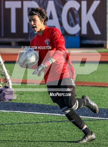 Thumbnail 1 in Gabrielino vs Monrovia photogallery.