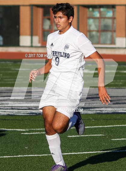 Thumbnail 3 in Gabrielino vs Monrovia photogallery.
