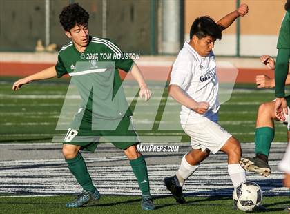 Thumbnail 2 in Gabrielino vs Monrovia photogallery.