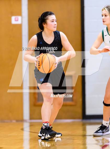Thumbnail 2 in Eastern Randolph vs Oak Grove (Davidson-Randolph Christmas Classic) photogallery.