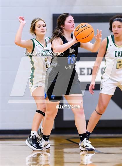 Thumbnail 2 in Eastern Randolph vs Oak Grove (Davidson-Randolph Christmas Classic) photogallery.