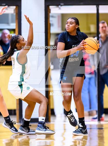 Thumbnail 3 in Eastern Randolph vs Oak Grove (Davidson-Randolph Christmas Classic) photogallery.