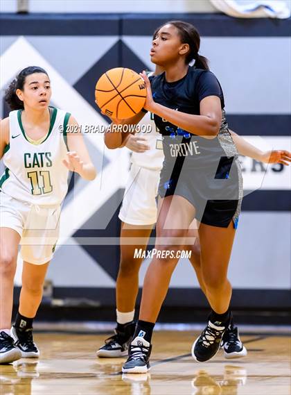 Thumbnail 2 in Eastern Randolph vs Oak Grove (Davidson-Randolph Christmas Classic) photogallery.