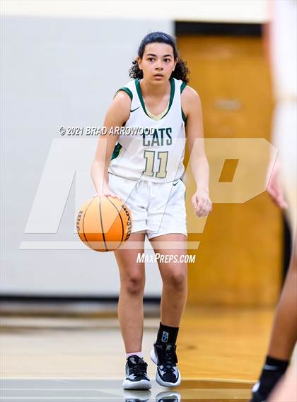 Thumbnail 3 in Eastern Randolph vs Oak Grove (Davidson-Randolph Christmas Classic) photogallery.