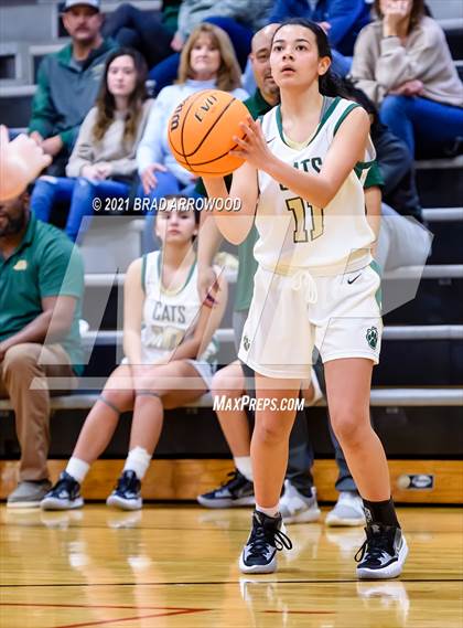 Thumbnail 2 in Eastern Randolph vs Oak Grove (Davidson-Randolph Christmas Classic) photogallery.