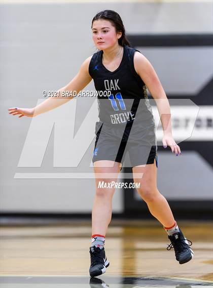 Thumbnail 3 in Eastern Randolph vs Oak Grove (Davidson-Randolph Christmas Classic) photogallery.
