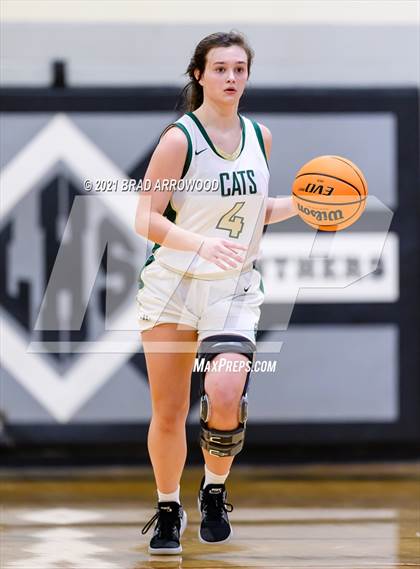 Thumbnail 2 in Eastern Randolph vs Oak Grove (Davidson-Randolph Christmas Classic) photogallery.