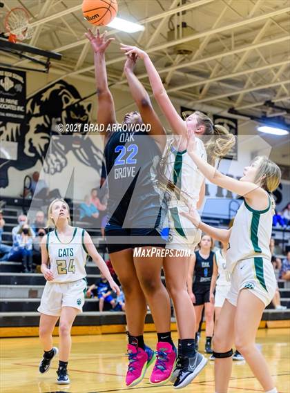 Thumbnail 3 in Eastern Randolph vs Oak Grove (Davidson-Randolph Christmas Classic) photogallery.