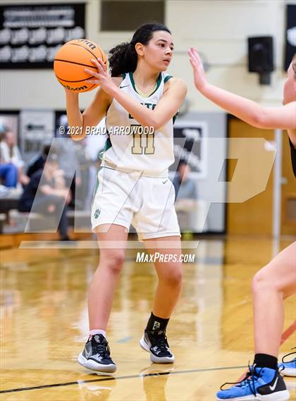 Thumbnail 2 in Eastern Randolph vs Oak Grove (Davidson-Randolph Christmas Classic) photogallery.