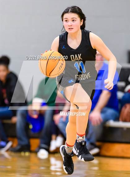 Thumbnail 2 in Eastern Randolph vs Oak Grove (Davidson-Randolph Christmas Classic) photogallery.