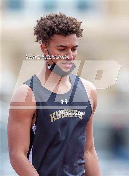 Thumbnail 3 in Harold Scott Invitational (Field Events) photogallery.