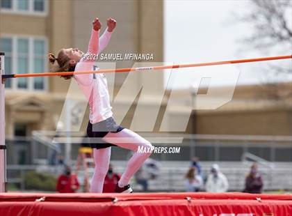 Thumbnail 3 in Harold Scott Invitational (Field Events) photogallery.