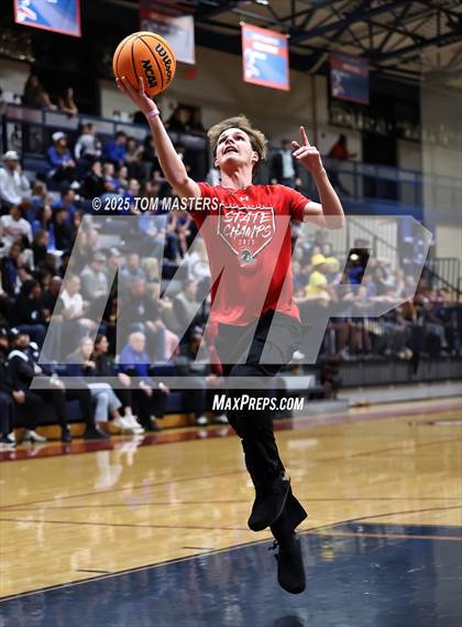 Thumbnail 3 in Caldwell Academy vs. The Burlington School (NCISAA 2A Final) photogallery.