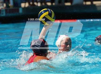 Thumbnail 1 in Redwood vs St. Ignatius College Preparatory (Amanda MacDonald Invitational) photogallery.