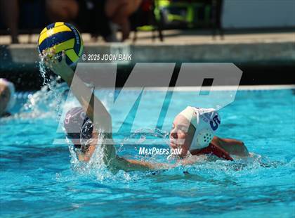 Thumbnail 2 in Redwood vs St. Ignatius College Preparatory (Amanda MacDonald Invitational) photogallery.