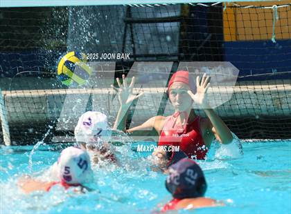 Thumbnail 3 in Redwood vs St. Ignatius College Preparatory (Amanda MacDonald Invitational) photogallery.
