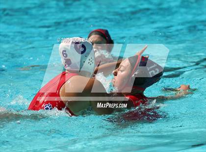 Thumbnail 1 in Redwood vs St. Ignatius College Preparatory (Amanda MacDonald Invitational) photogallery.